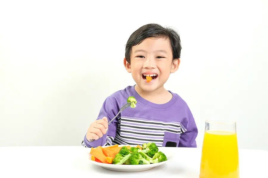 Makanan Kesukaan Si Kecil yang Mengandung Vitamin C